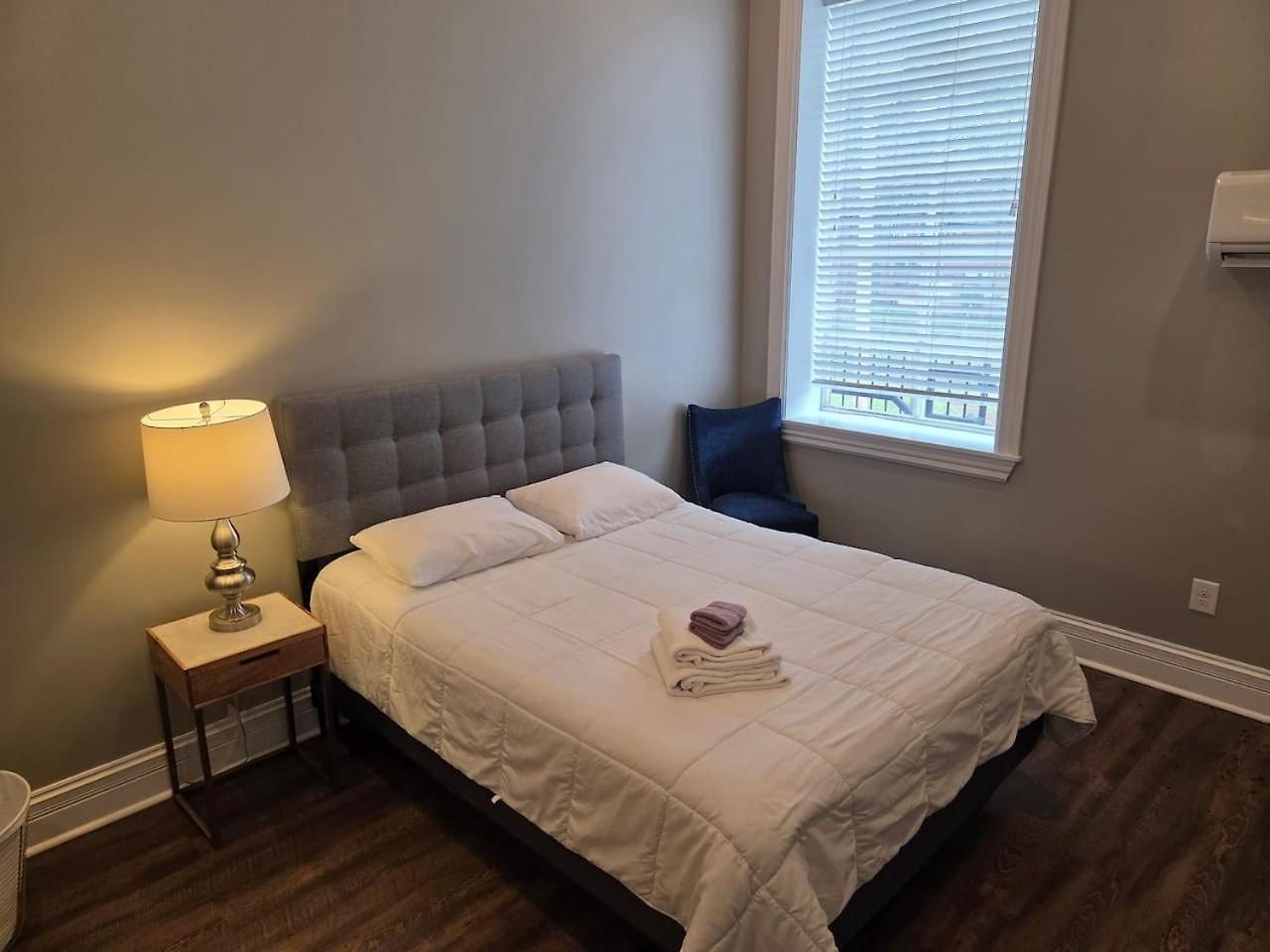 Historic Church Loft East Nash Free Parking Apartment Nashville