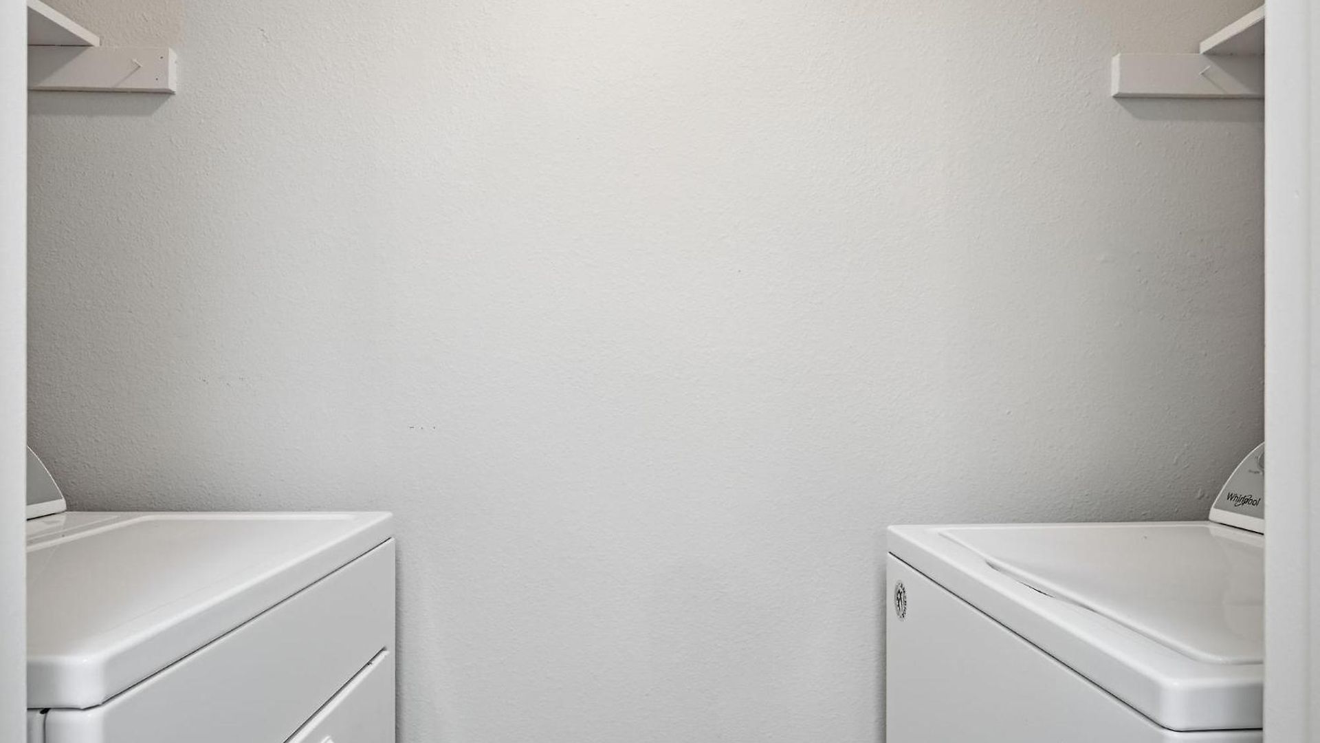 Comfortable Retreat With In-unit Washerdryer Nashville