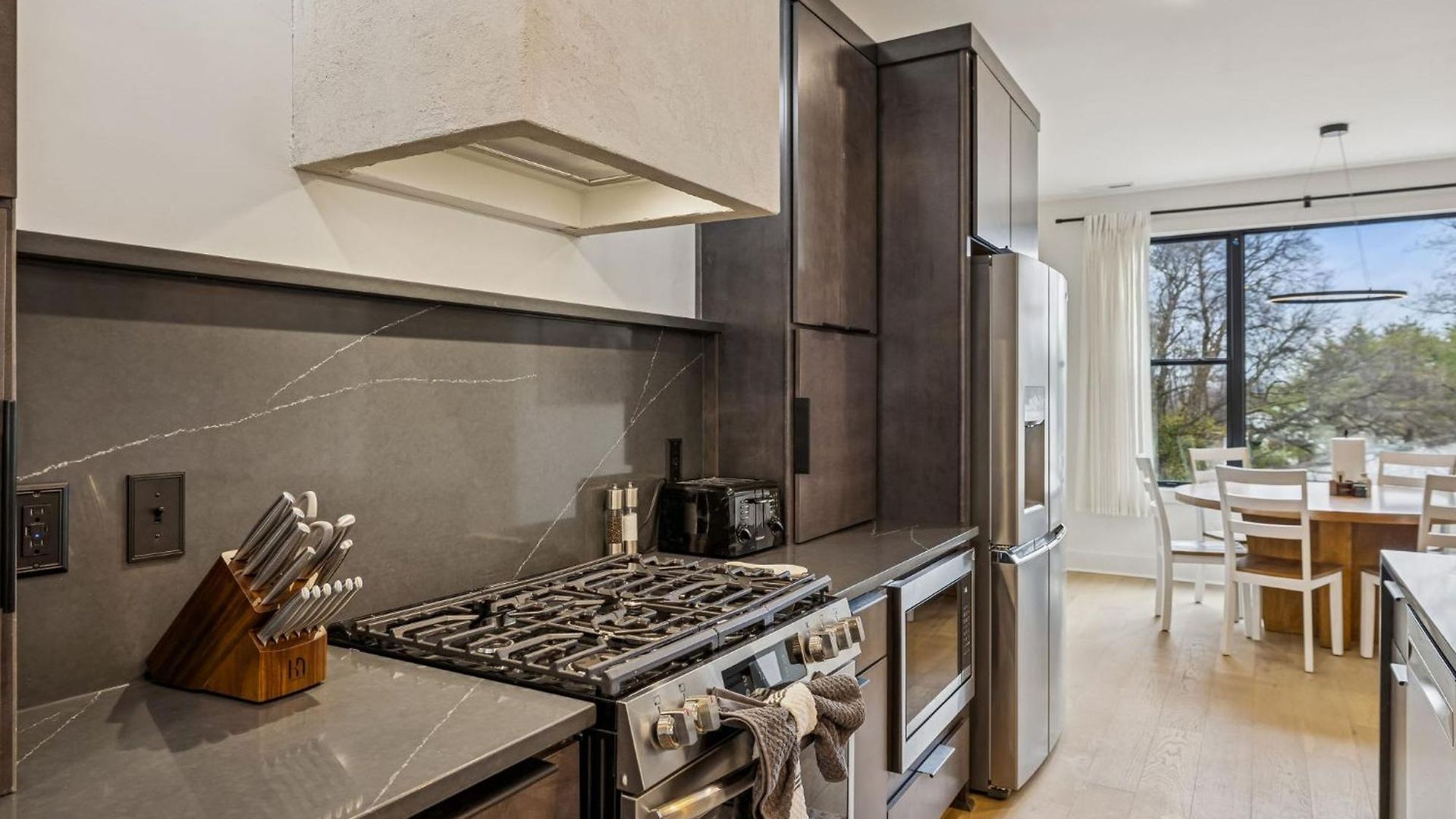 Apartment 3br Townhome Rooftop Views Hot Tub & Fireplace