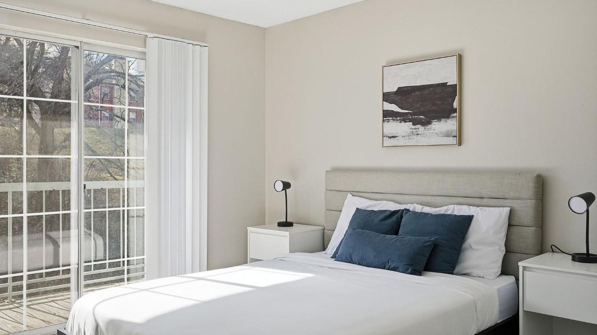 Comfortable Retreat With In-unit Washerdryer