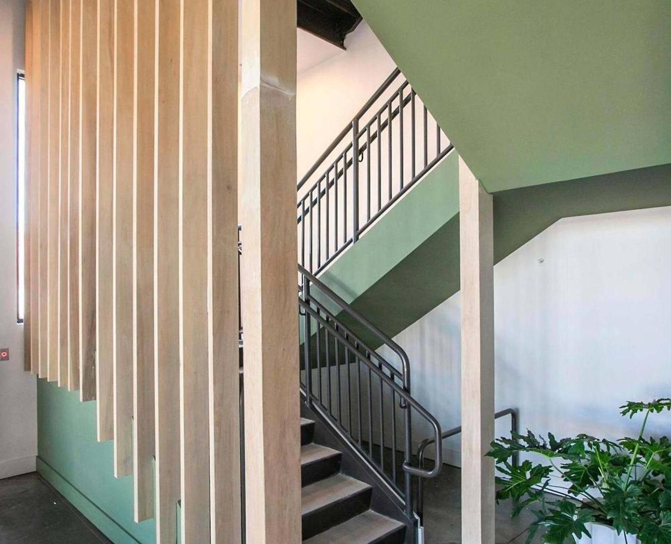 Apartment 2 Bedroom + Loft Condo, Coffee Shop In Building Nashville