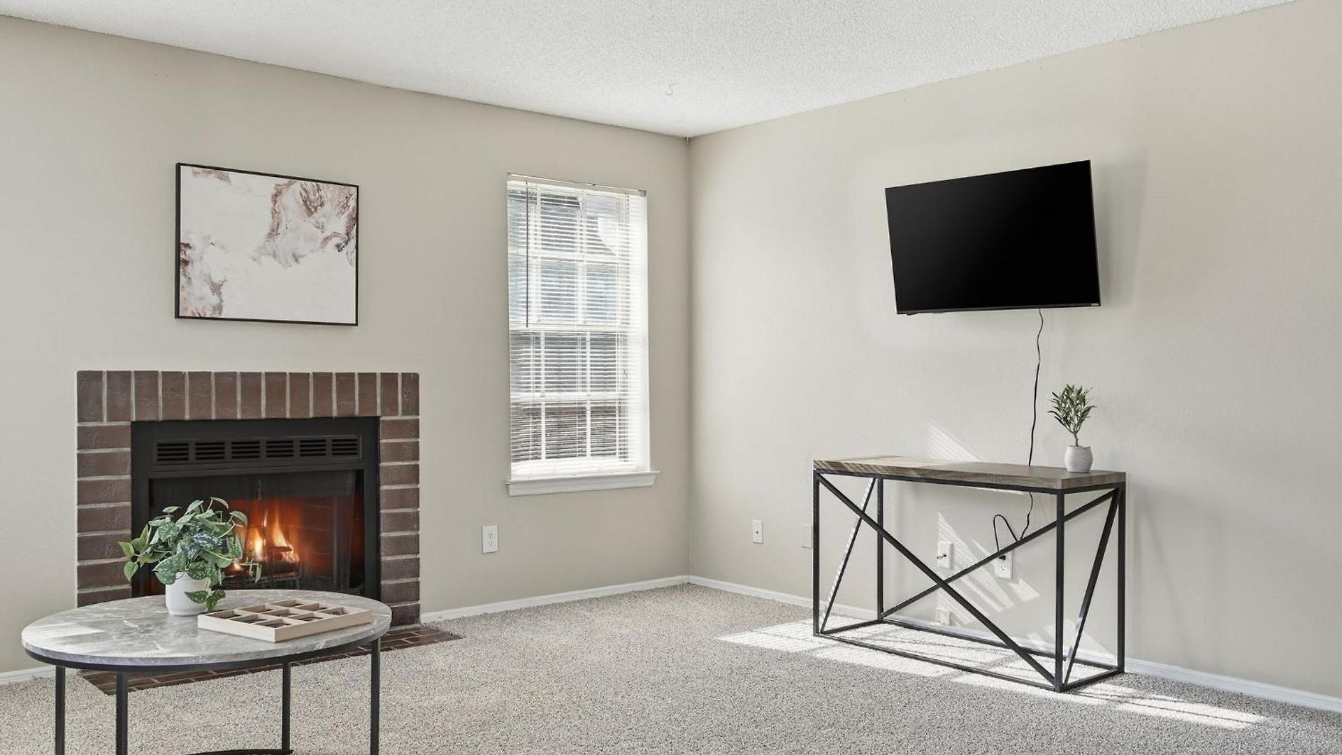 Comfortable Retreat With In-unit Washerdryer Nashville