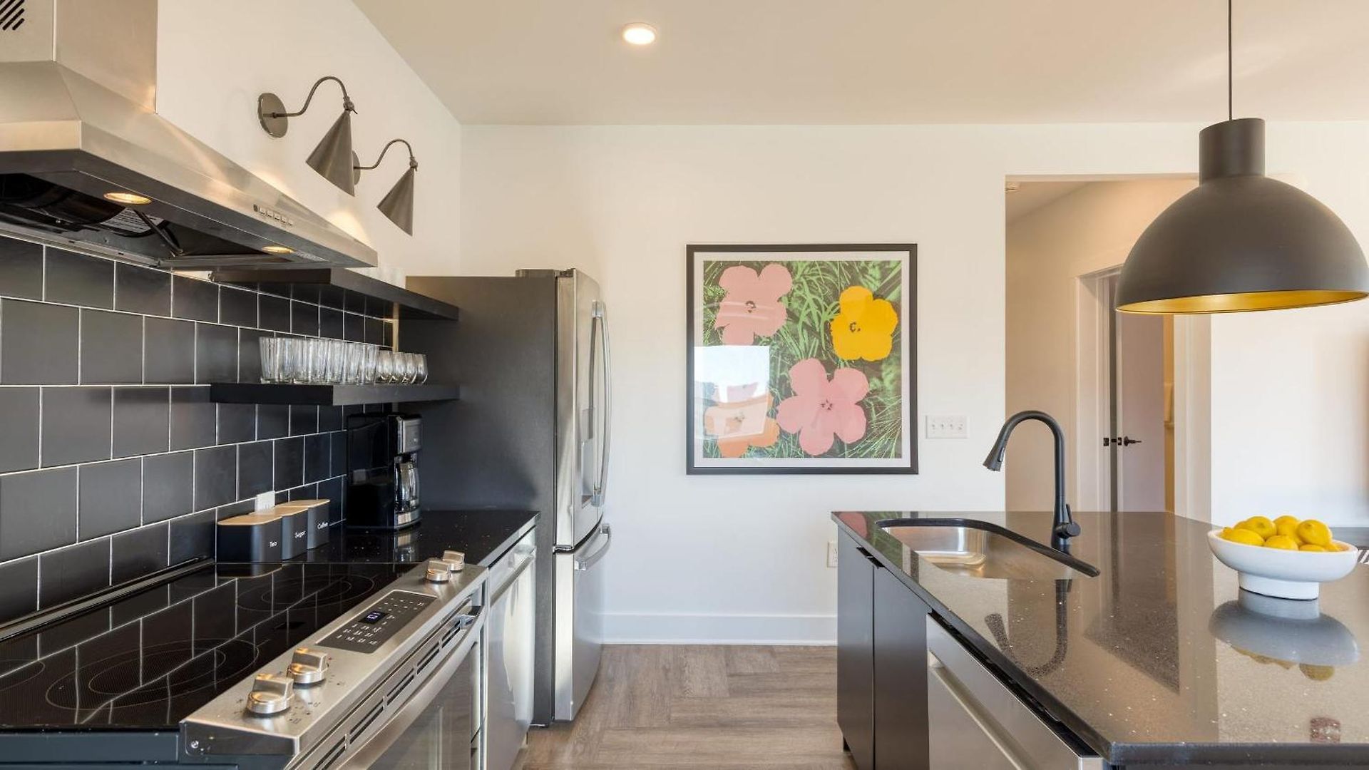 The Carter By Avantstay 2nd Floor Sleeps 48