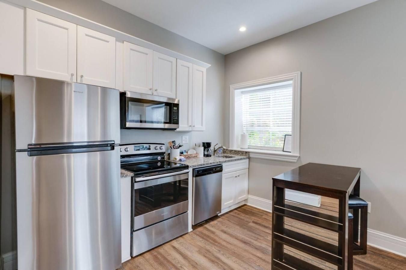 Apartment Bright And Cozy Church Conversion1br