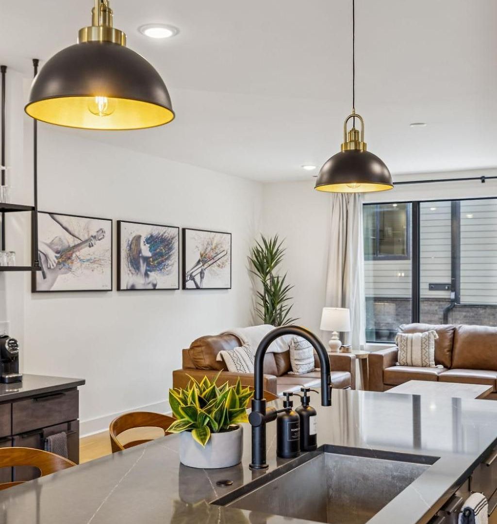 3br Townhome Rooftop Views Hot Tub & Fireplace Apartment