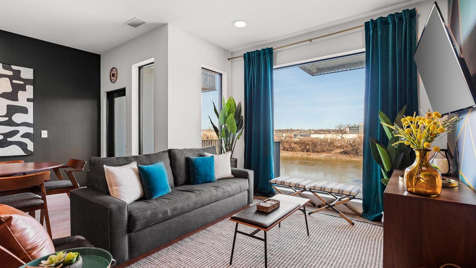 Upscale Riverview With Garage Walk To Downtown Nashville