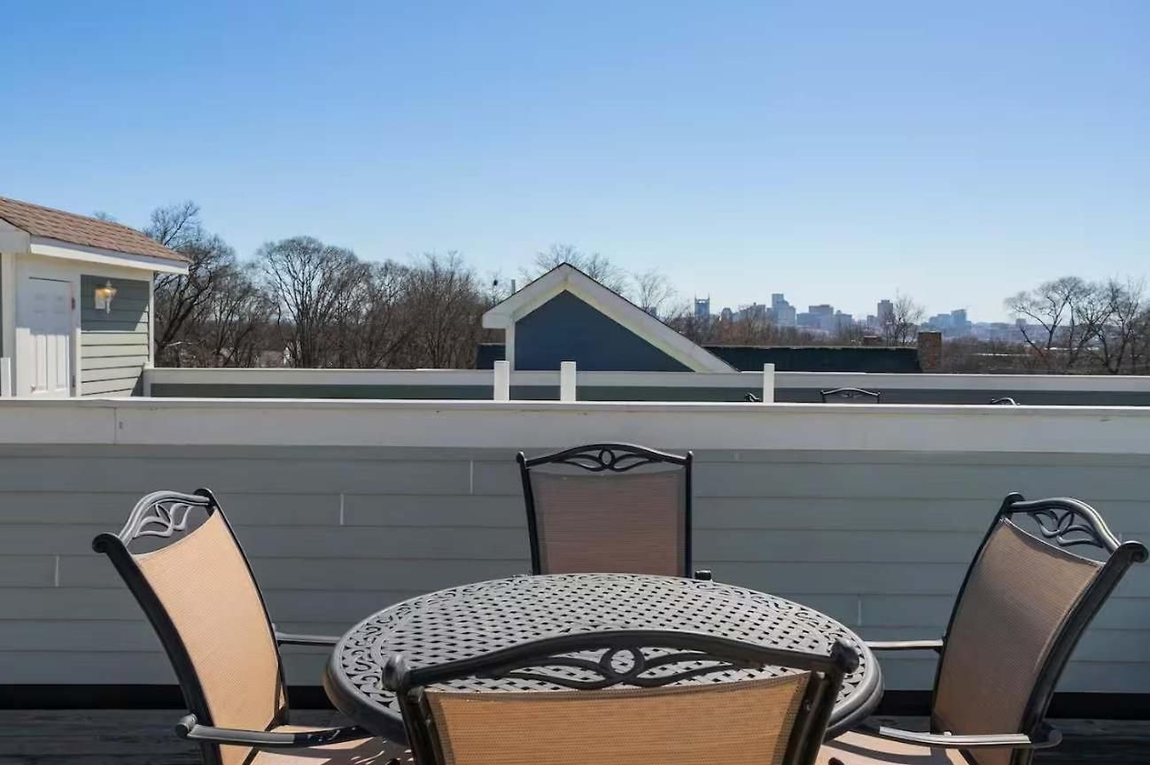 Spacious Family Perfect For Groups Apartment