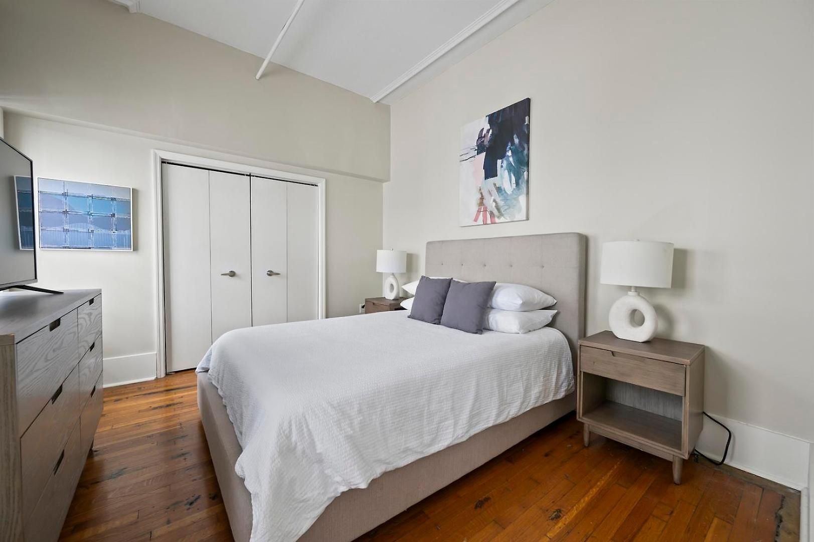 Landing Modern 2Bd Gym Apartment