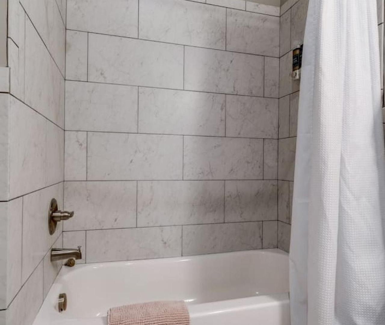 Bright And Cozy Church Conversion1br Nashville