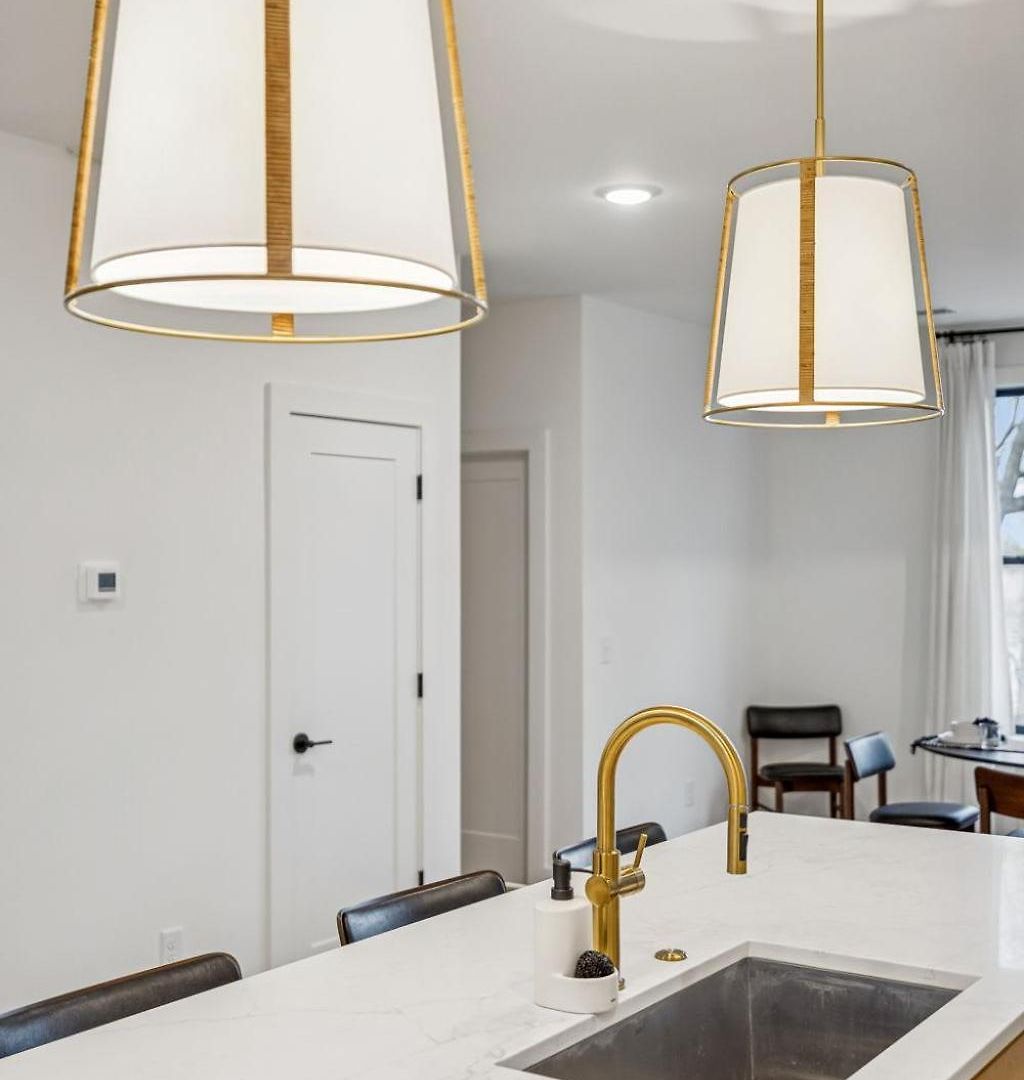 Apartment New Modern Escape With Rooftop Hot Tub *