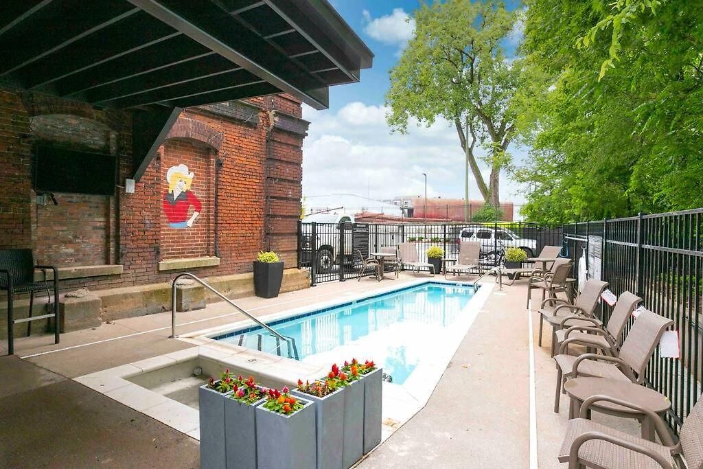 The 1865 Experience With Speakeasy, Pool & Parking * Nashville