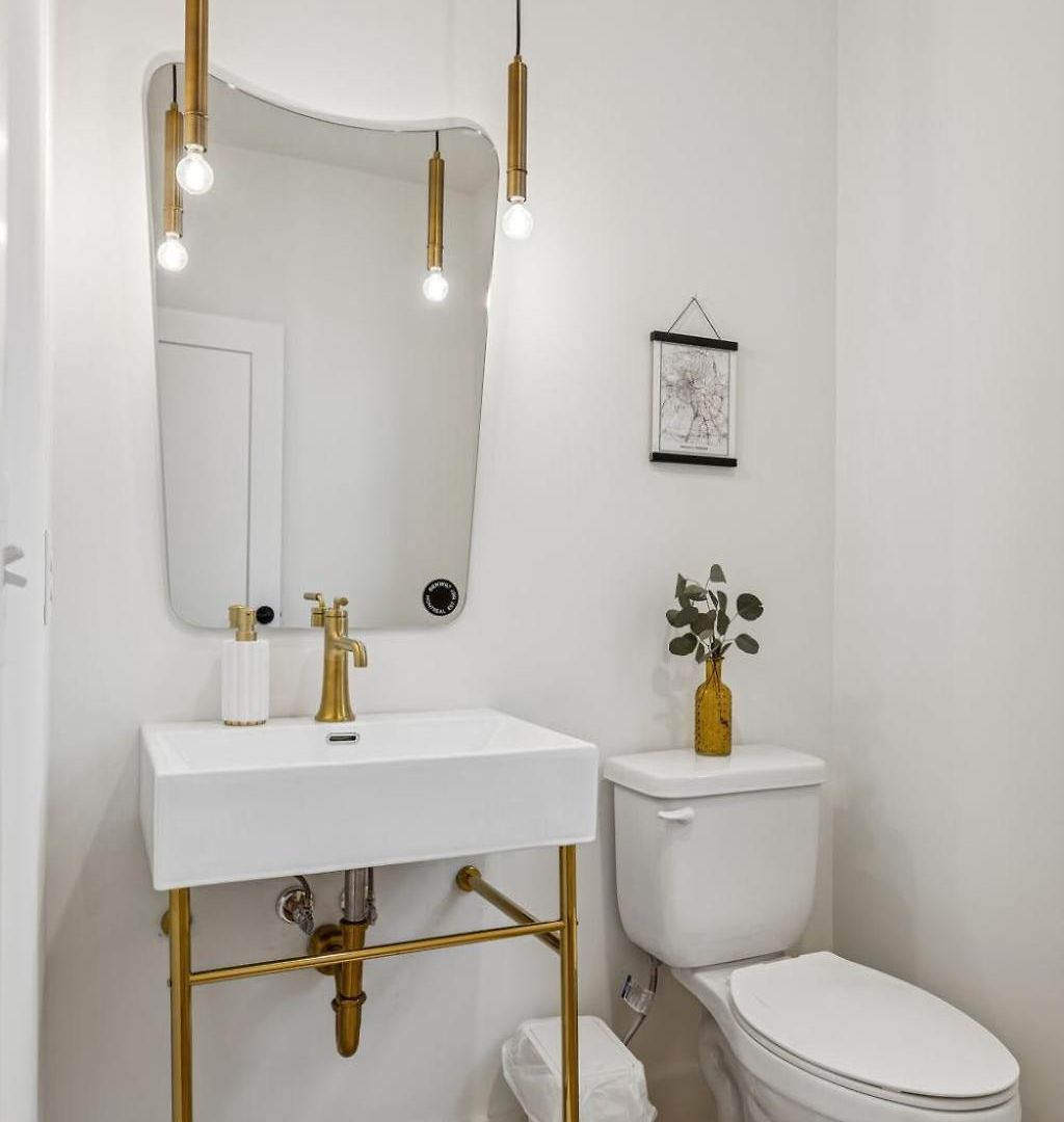 New Modern Escape With Rooftop Hot Tub Apartment Nashville