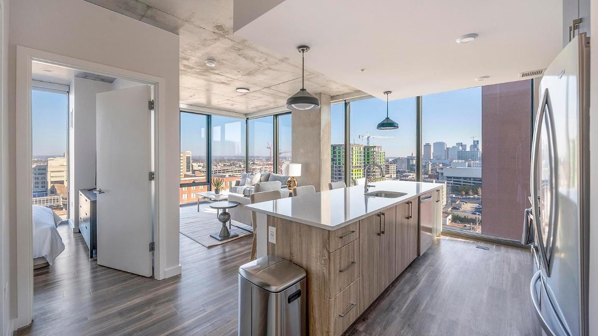 Landing Amazing 2bd Pool Rooftop Lounge *