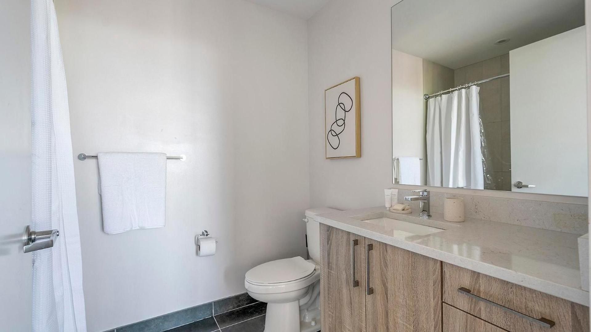 Landing Amazing 2bd Pool Rooftop Lounge * Nashville