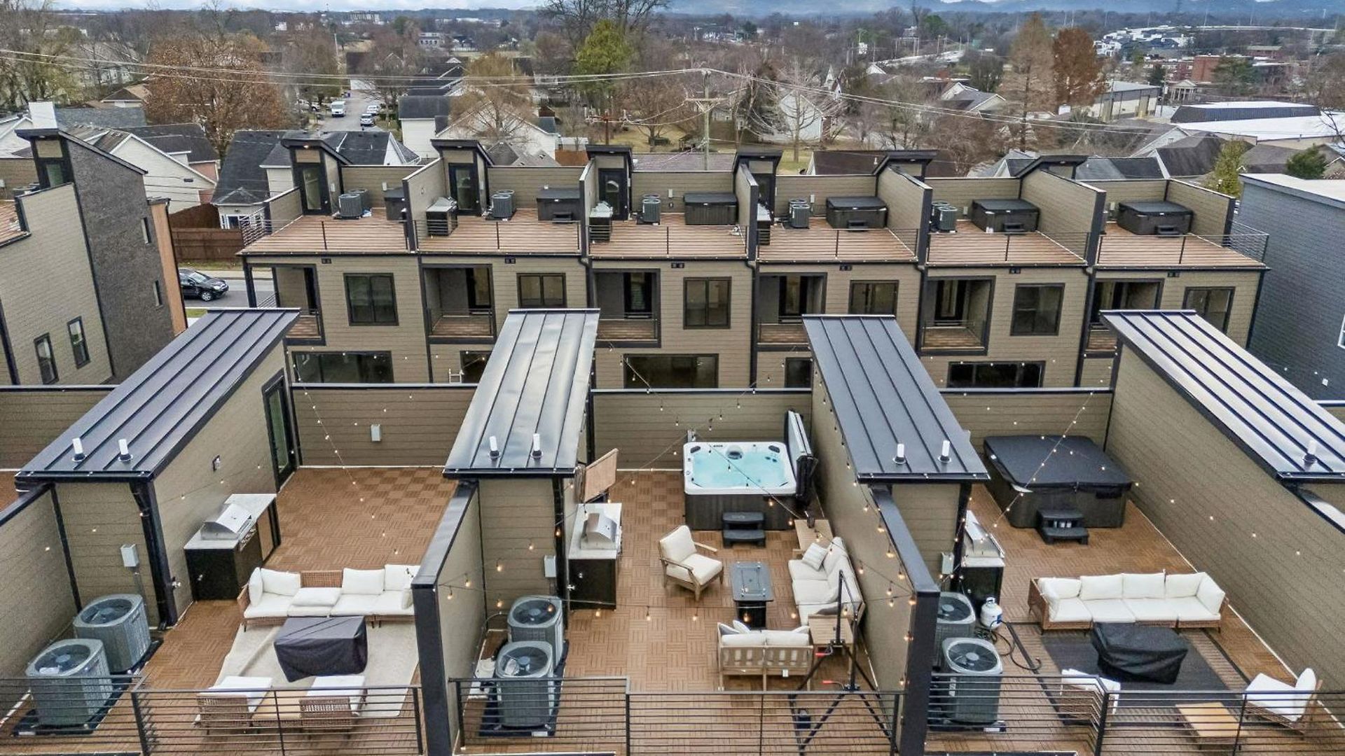 3br Townhome Rooftop Views Hot Tub & Fireplace Apartment