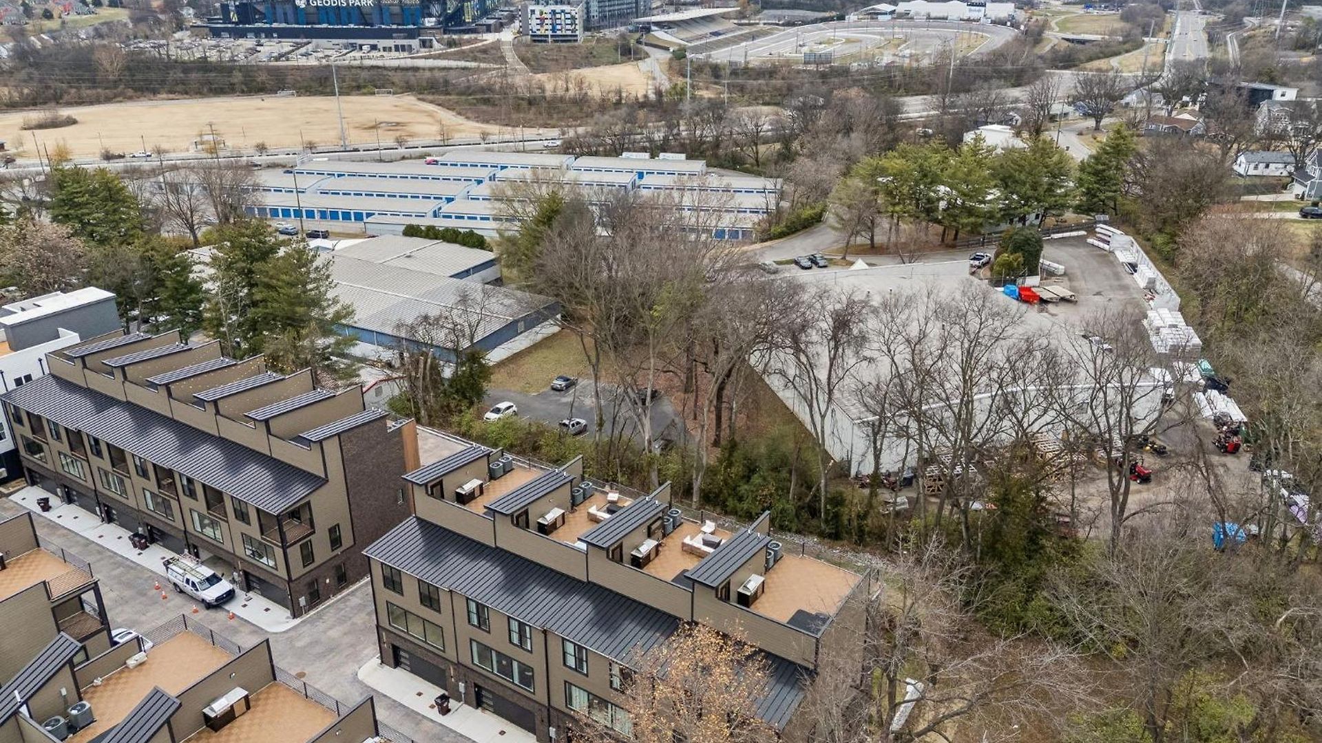 Apartment New Modern Escape With Rooftop Hot Tub *