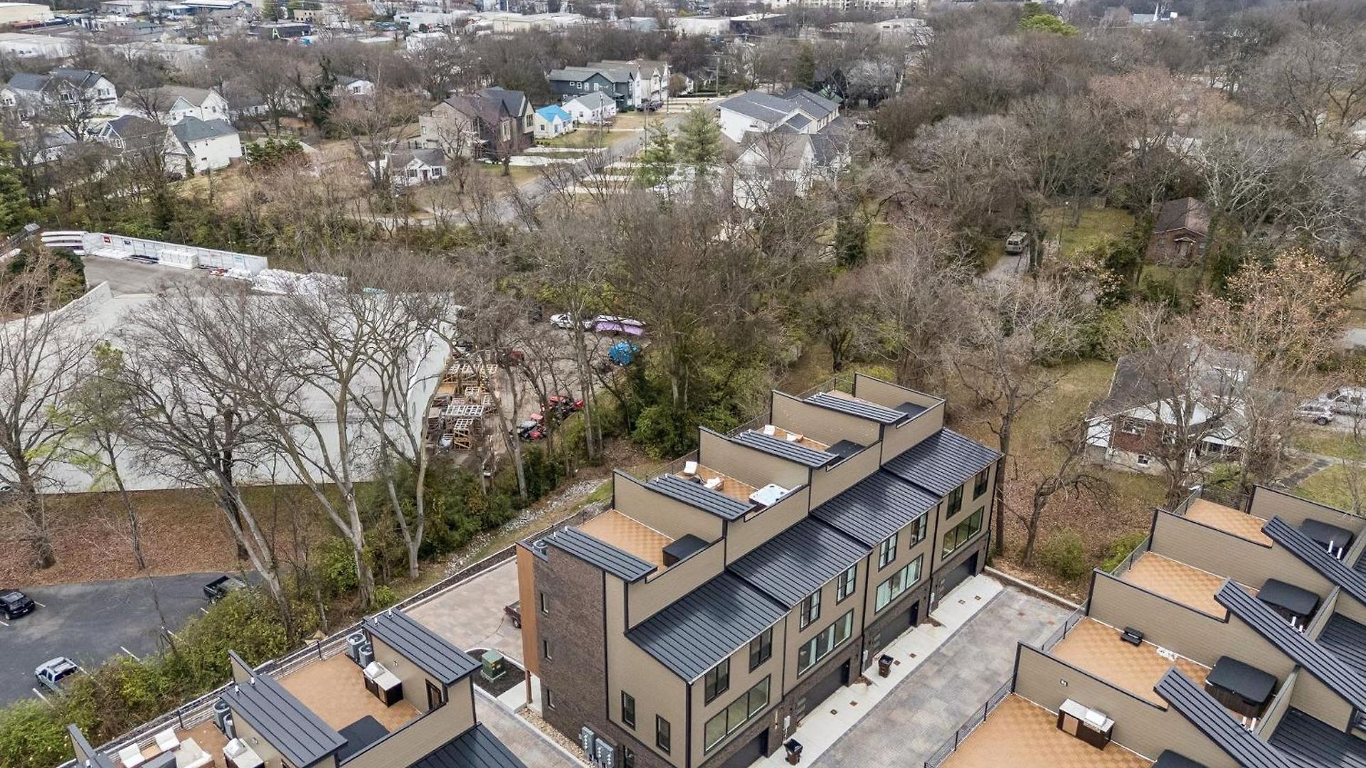 Apartment New Modern Escape With Rooftop Hot Tub