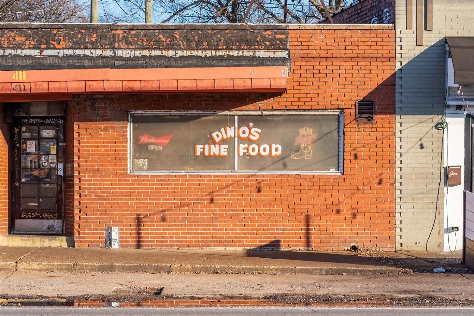 In Walkable Area 25 Miles To Downtown Family & Dog Friendly Nashville