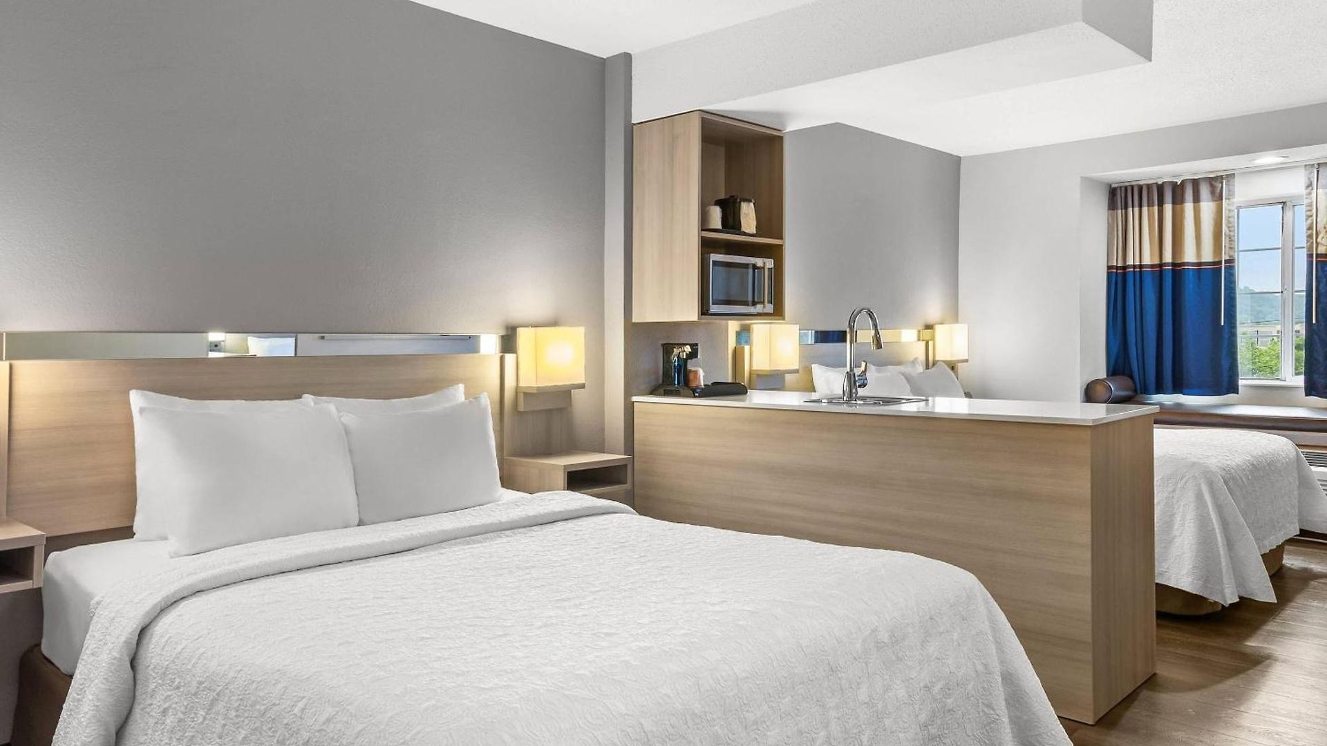 Quality & - Bellevue Hotel
