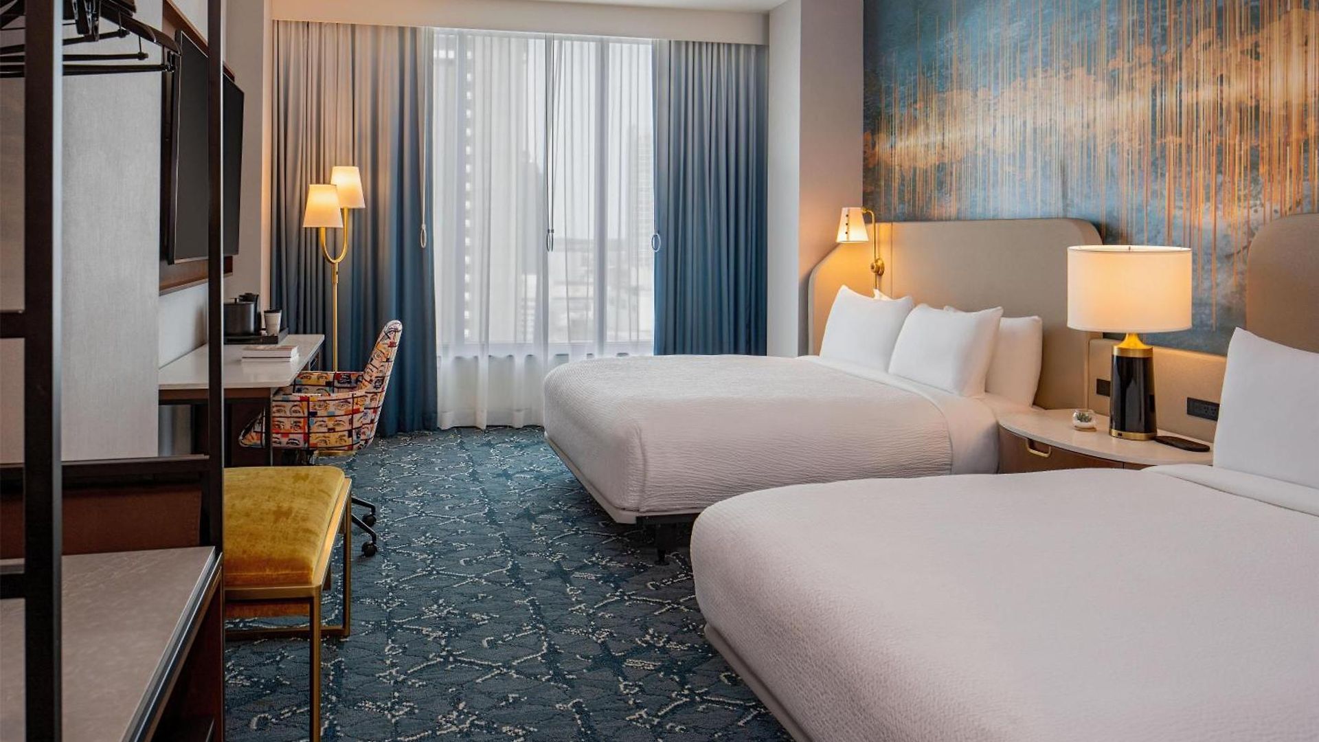 Hotel Tempo By Hilton Downtown
