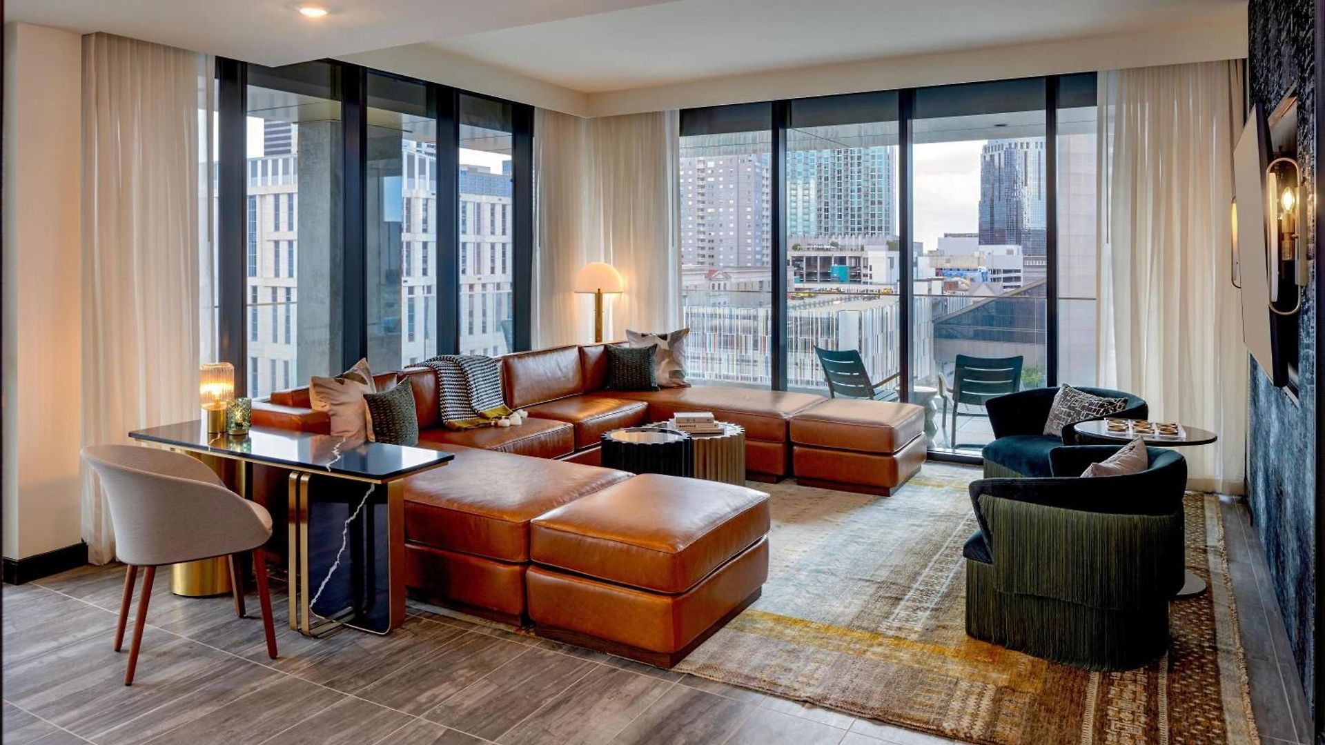 Tempo By Hilton Downtown Nashville