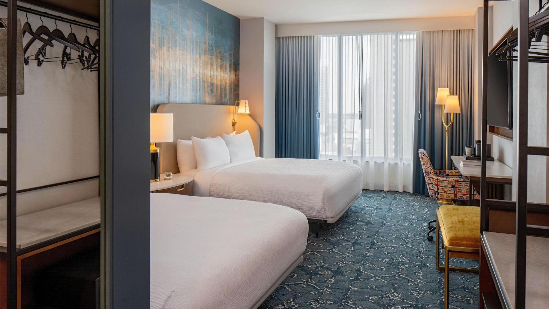 Tempo By Hilton Downtown Hotel