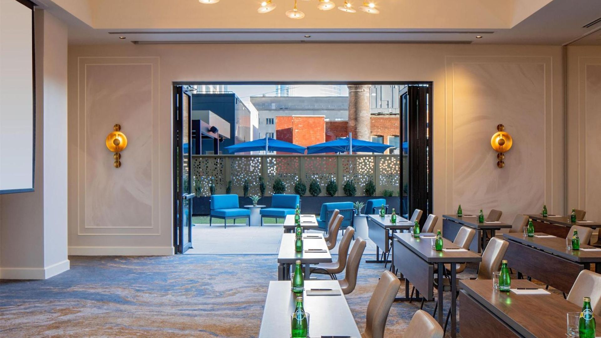 Tempo By Hilton Downtown 3* Nashville
