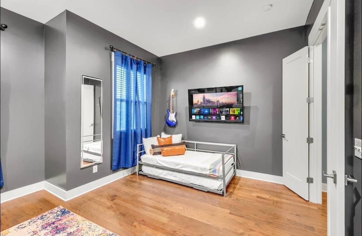 Rooftop, Large Backyard, Fire Pit, Near Downtown Holiday home Nashville