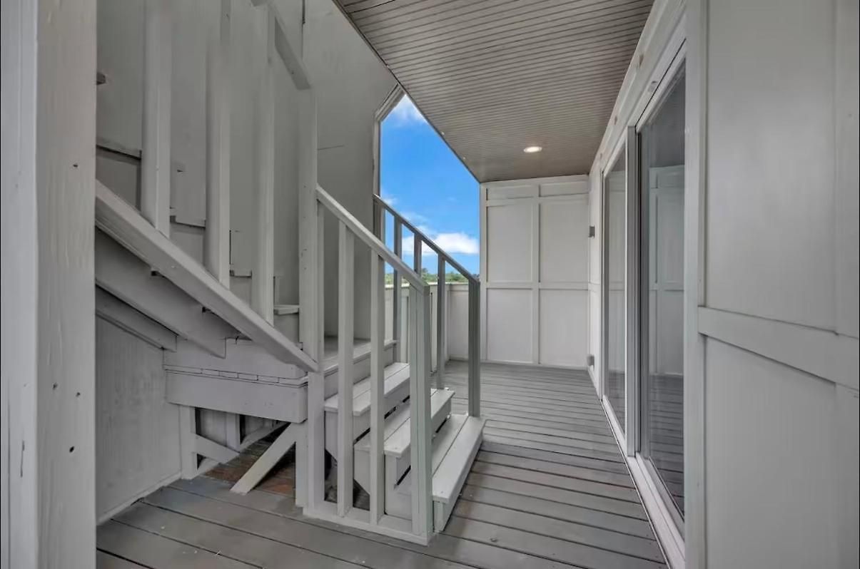 Rooftop, Large Backyard, Fire Pit, Near Downtown Nashville