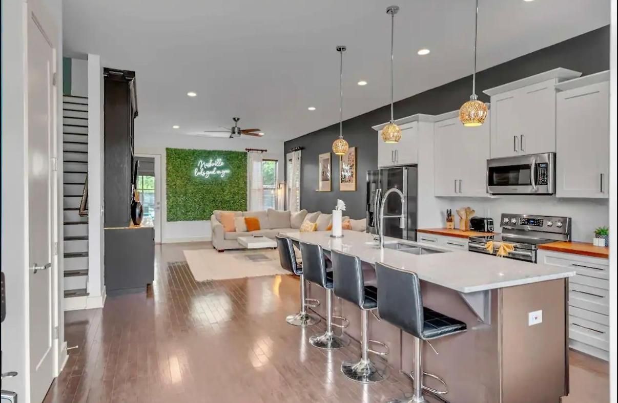 Holiday home Rooftop, Large Backyard, Fire Pit, Near Downtown Nashville