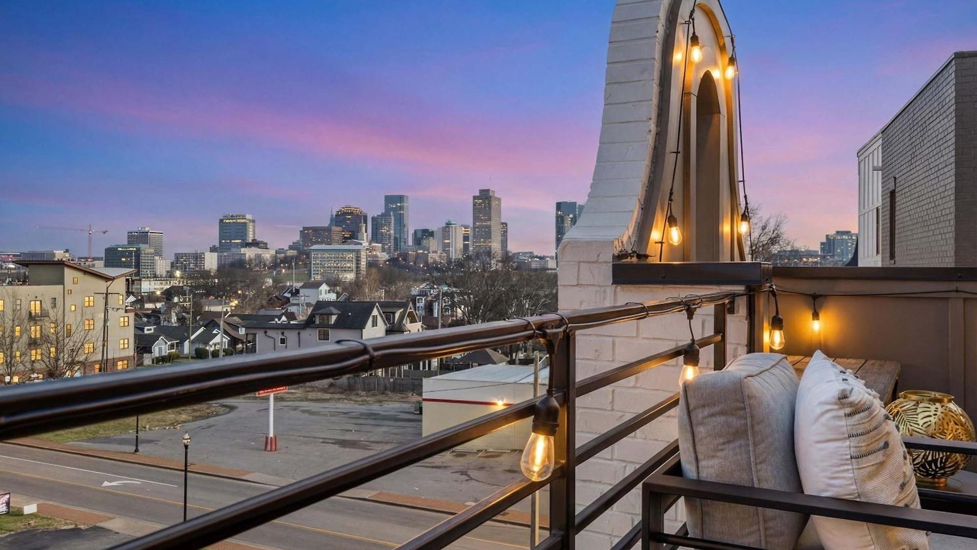 Close To Dt Speakeasy Poker Views Holiday home