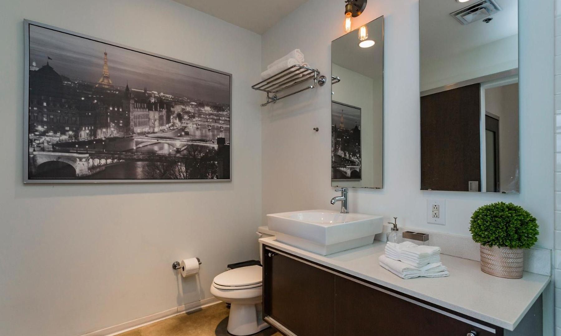 2115 Yeaman Place Holiday home *