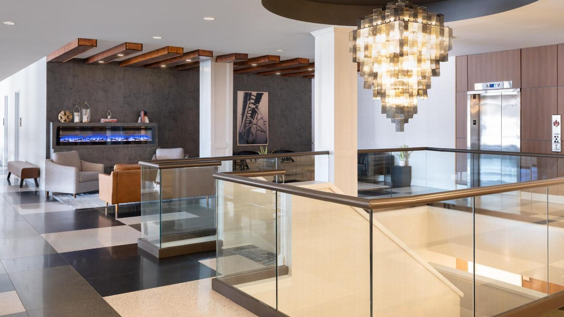 Hotel Delta By Marriott Airport Nashville