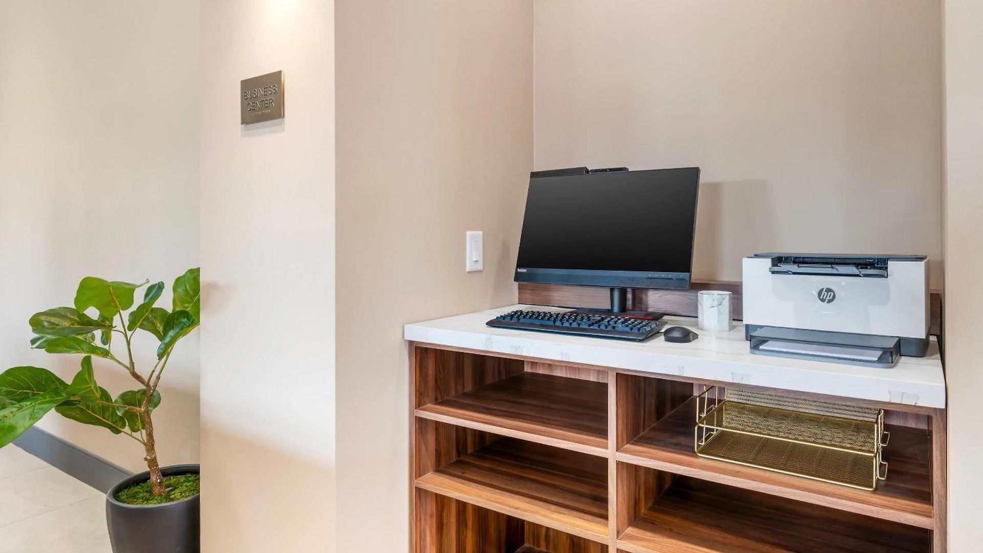 Hotel Cambria Midtown 4*