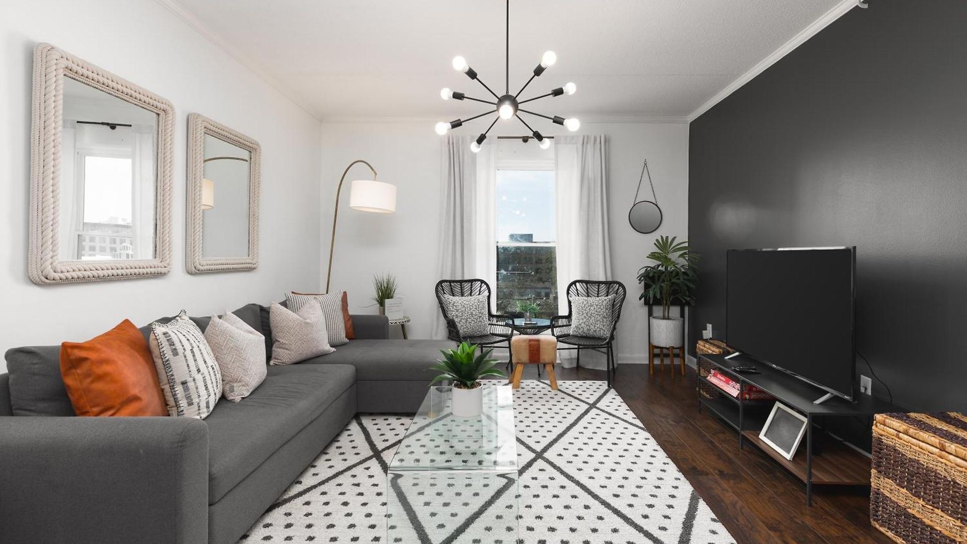 Holiday home To The Stars On Music Row With Pool And Free Parking Nashville
