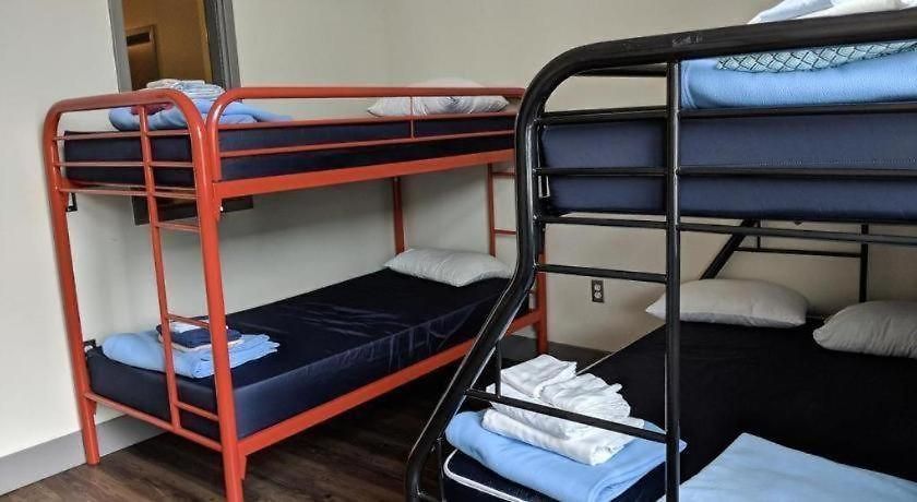 Hostel Downtown - Adults Only *