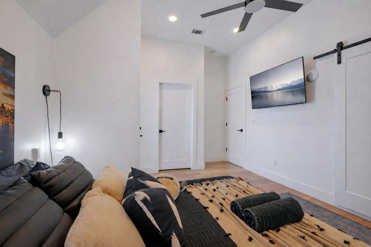 Charming Gulch Retreat - Skyline Perfection Nashville