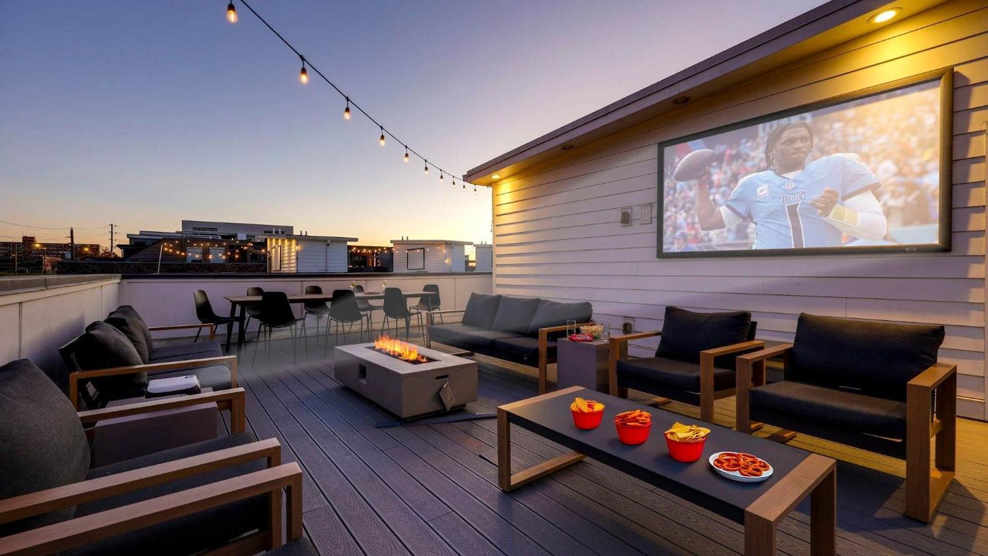 Designer - The Gulch - Private Rooftop *