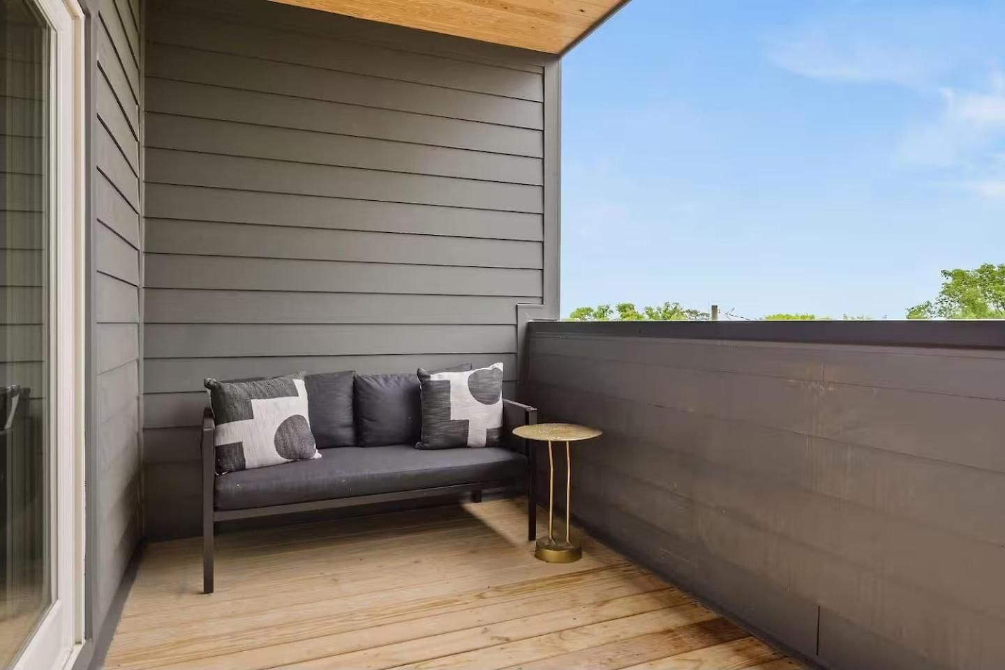 True Hue - Private Patio - Mins To Broadway Nashville