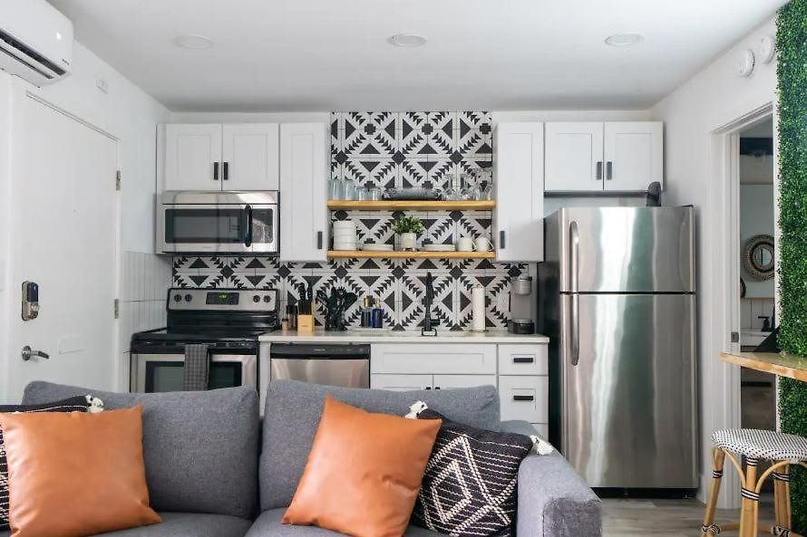 Cozy Bohemian With Pool By Barcle Holiday home Nashville