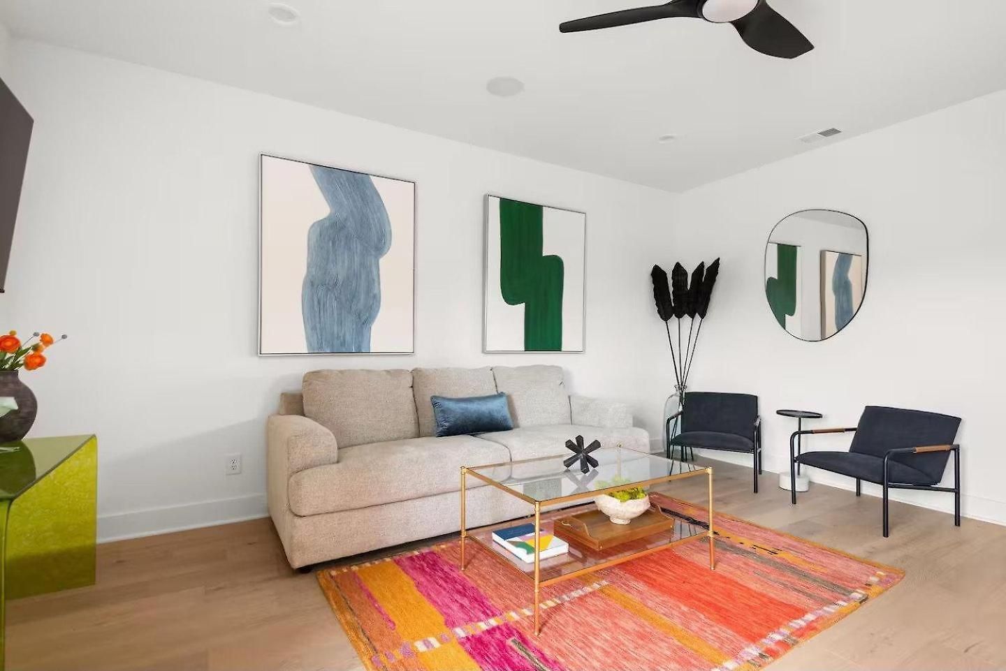True Hue - Private Patio - Mins To Broadway Nashville