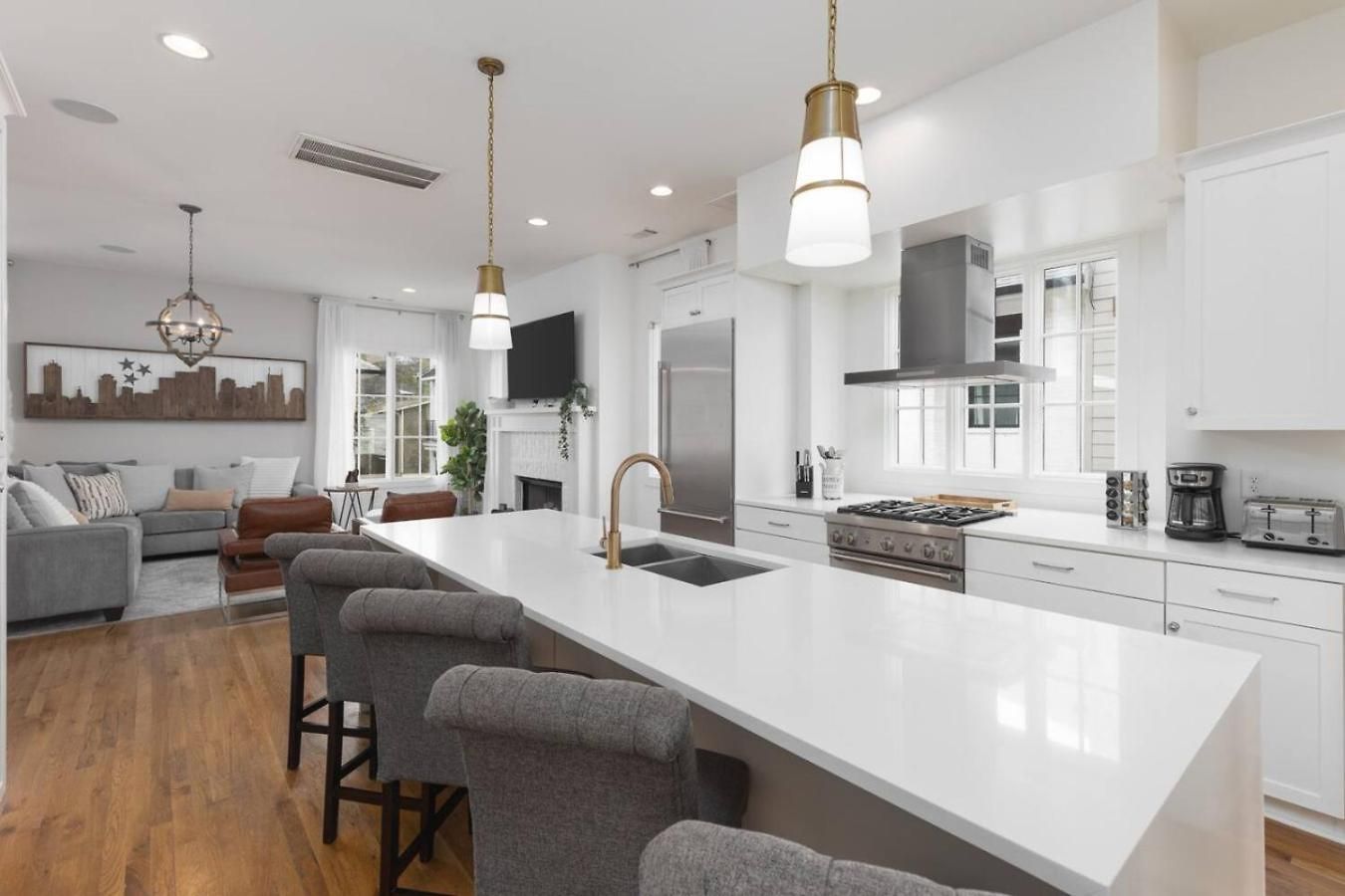 Townhome With Rooftop Garage Pool Table By Belmont And Vanderbilt *