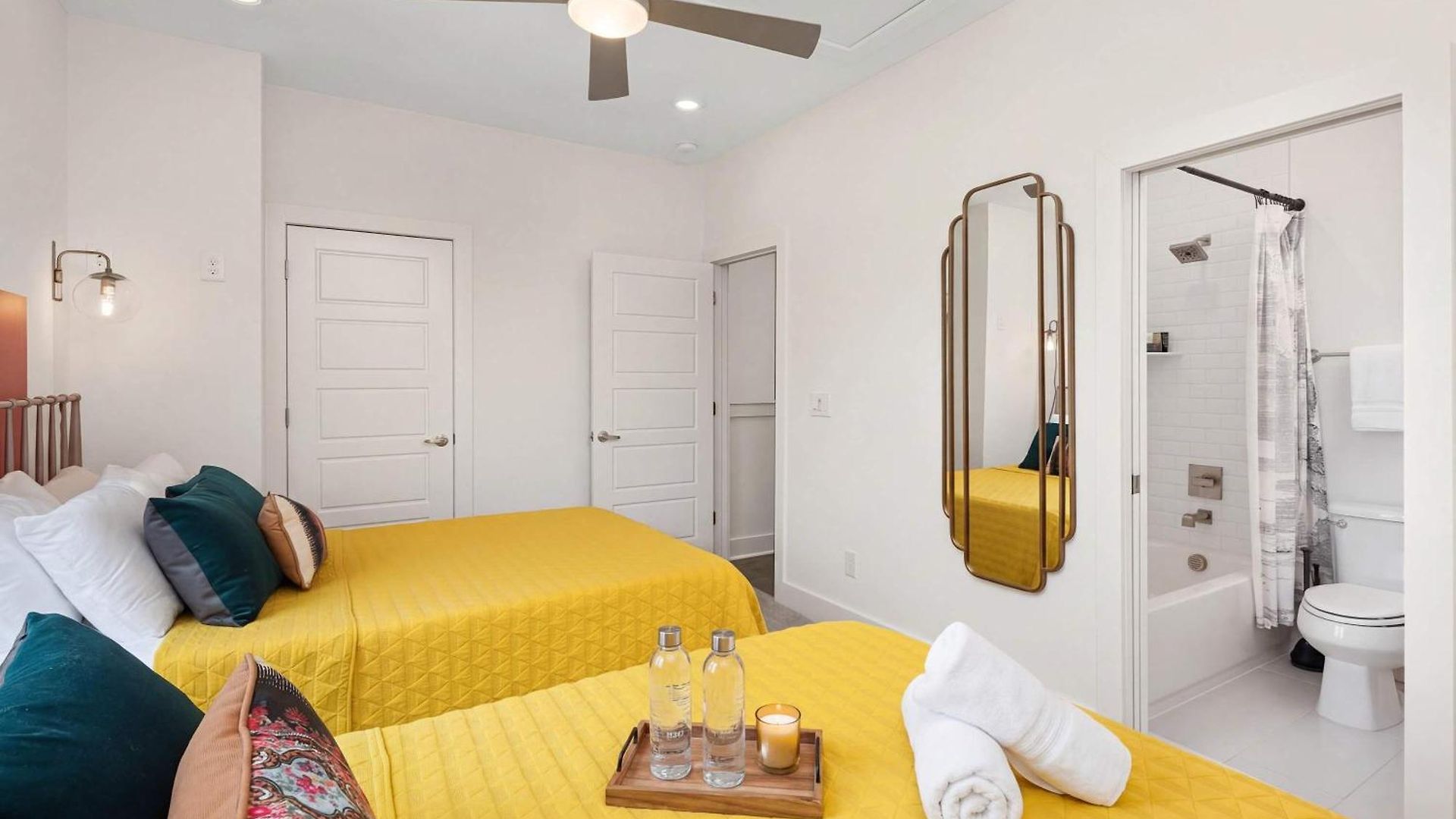 King 3br Retreat & 2-car Garage East