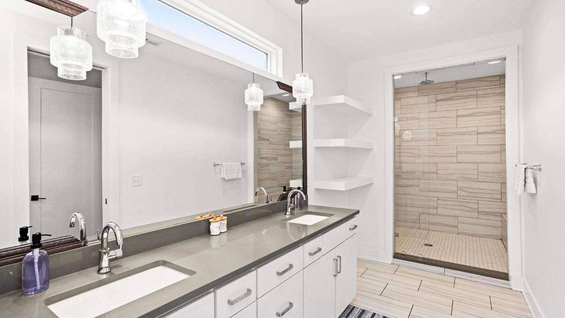 8th Ave South Gem Fabulous For Groups Of 12 *