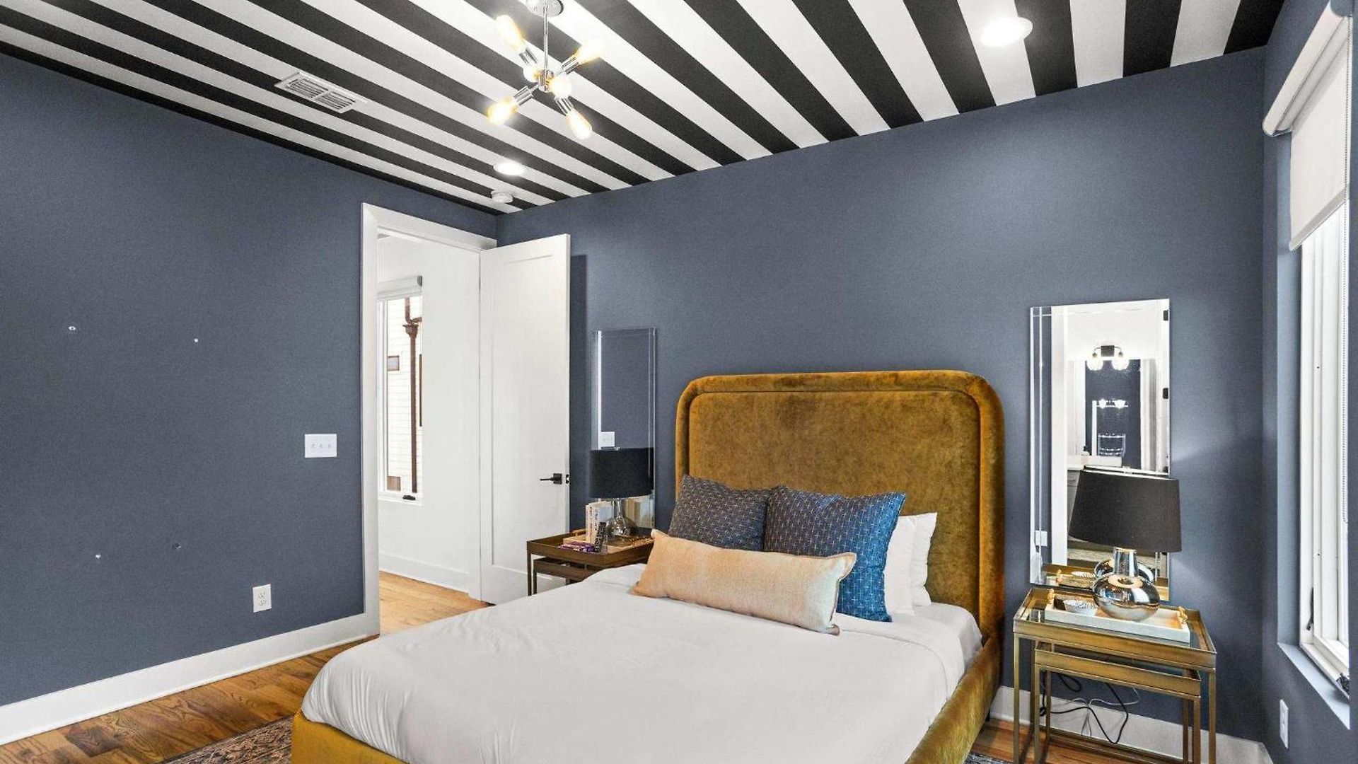 Great Location Near Gulch 12 South & Broadway Nashville