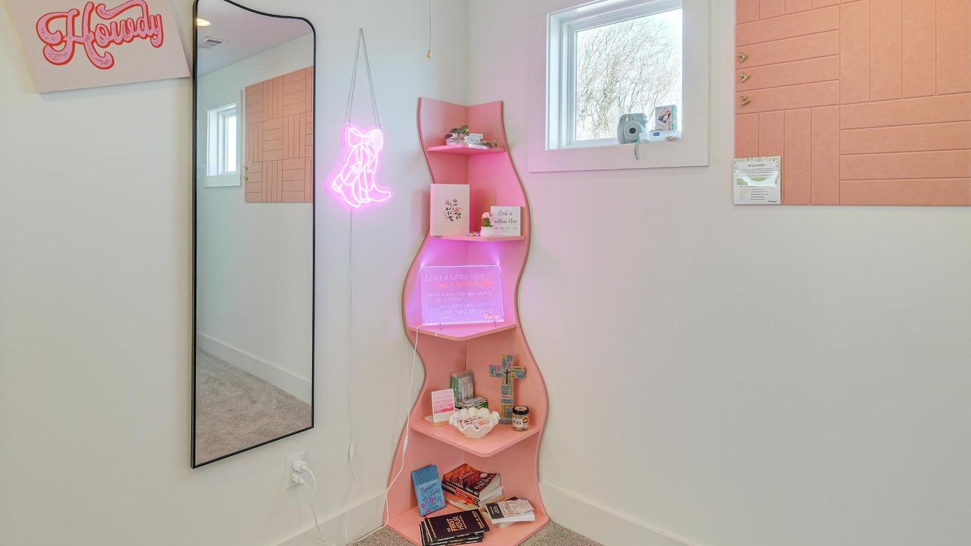 Holiday home Retro Disco Haven Near Downtown Nash! Nashville