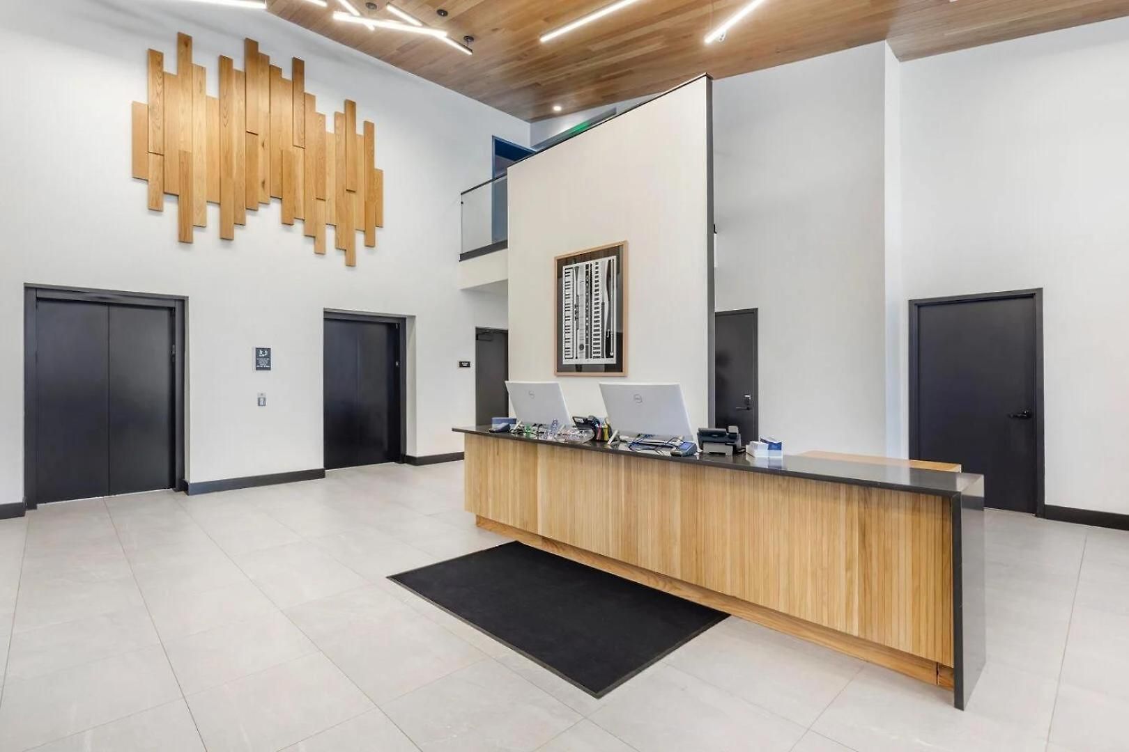 Holiday home Tempo - Rooftop Pool - Gym - On Music Row Nashville