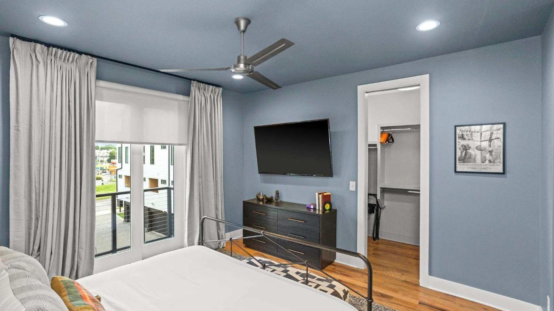 Great Location Near Gulch 12 South & Broadway *