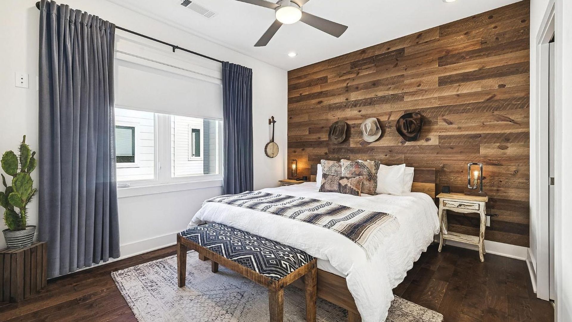 Holiday home Honkytonk Vibe In East - Close To Broadway *