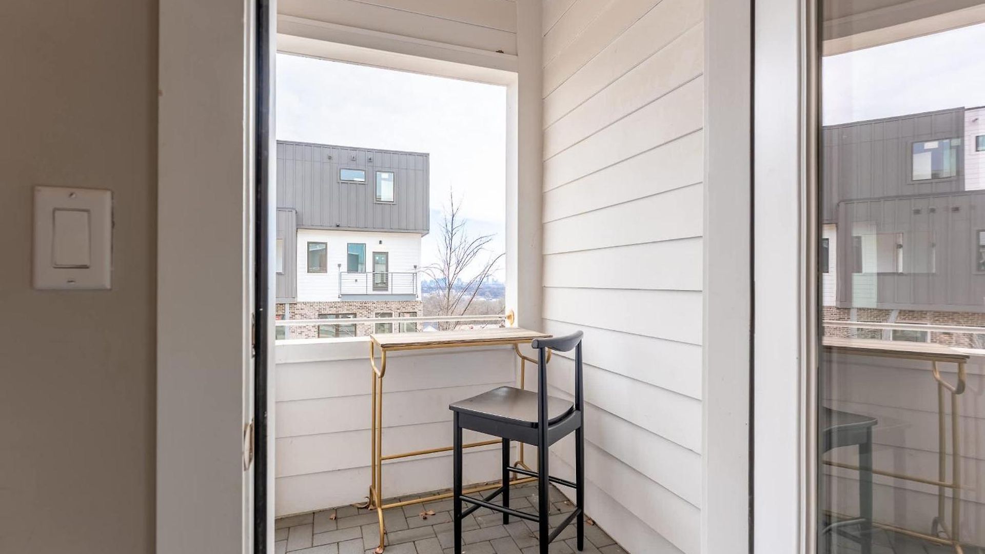 The Groovy Goodrich - Rooftop Hot Tub And Views